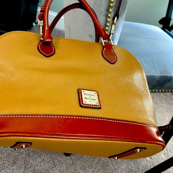 Pebble Grain Collection is renowned rich texture and exceptional leather. - Picture 8 of 8